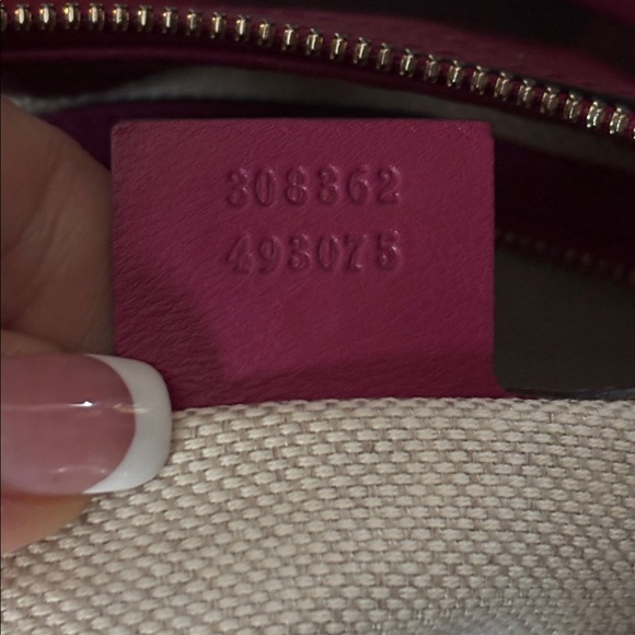 Gucci Soho Patent Leather Top Handle Bag Fuchsia Pink Interlocking G - Picture 12 of 14